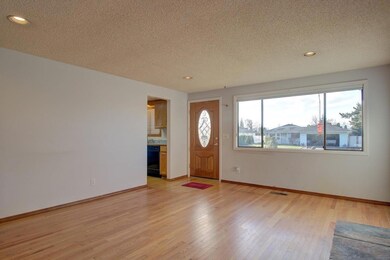 1558 Valley View Dr, Medford, OR 97504 - photo 5