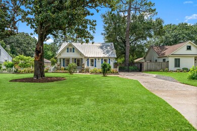 319 W 32nd St, Houston, TX 77018 - photo 4