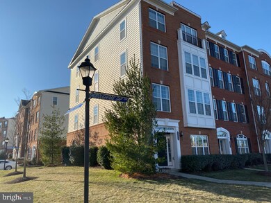 43075 Thoroughfare Gap Terrace, Ashburn, VA 20148 - photo 2