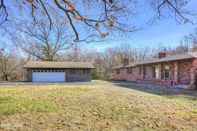 3136 Woodland Dr, Joplin, MO 64804 - photo 2