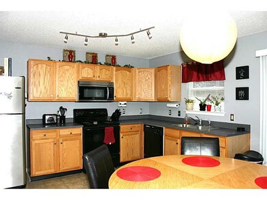 9485 W Constellation Dr, Pendleton, IN 46064 - photo 5