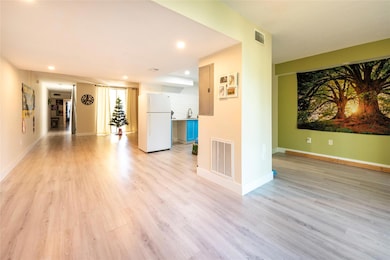 Lafayette Condominiums unit 21, Coral Springs, FL 33065 - photo 6