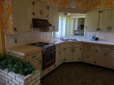 170 S Kingsboro Ave, Gloversville, NY 12078 - photo 6