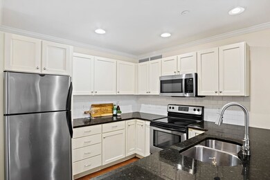 8 Crowninshield St unit 314, Peabody, MA 01960 - photo 4