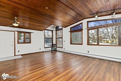 03-Living Room 20230317-DW-2743