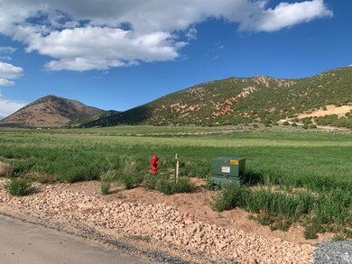 1502 E Eden Ranch Rd unit 33, Laketown, UT 84038 - photo 6