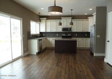 Dining Room (2)