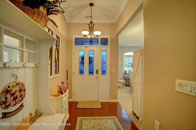 114 Fontaine Ct, Monroe Township, NJ 08831 - photo 2