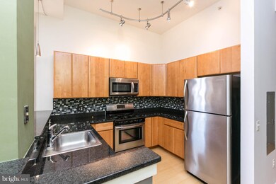22 S Howard St unit R503, Baltimore, MD 21201 - photo 4
