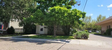 715 E Sherman Ave, Nampa, ID 83686 - photo 2