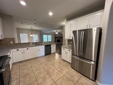 725 Fannin Dr, Lavon, TX 75166 - photo 4