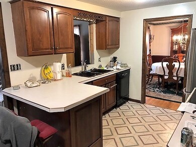 5 Rochester Ave, Rochester, NH 03867 - photo 2