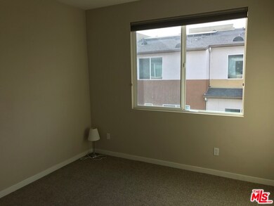 1588 W Artesia Square unit F, Gardena, CA 90248 - photo 3