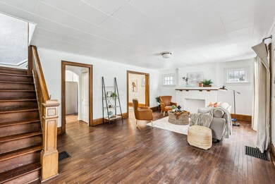 1-web-or-mls-215-e-weber-rd