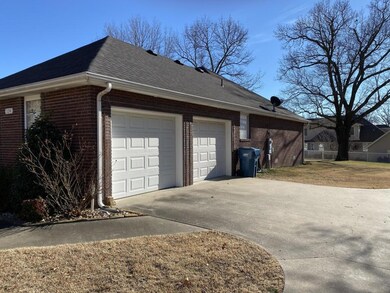 124 Gum Rd, Carl Junction, MO 64834 - photo 3