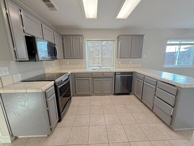 8735 N Cedar Ave unit 122, Fresno, CA 93720 - photo 4