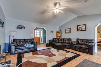 262 Boiling Springs Ct, Gerrardstown, WV 25420 - photo 6