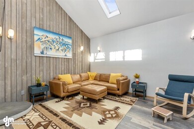 07-Living Room 20210420-DW-1179