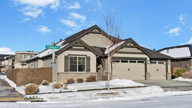 3677 S West Badger Ct, Redmond, OR 97756 - photo 2