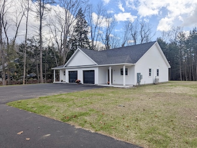 324 Ossipee Trail W unit 2, Standish, ME 04084 - photo 2