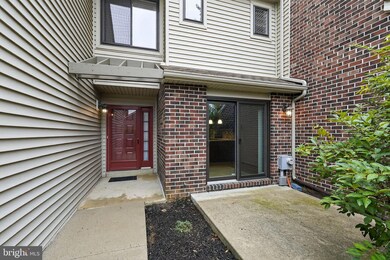 4 Stirling Ct, Chesterbrook, PA 19087 - photo 2