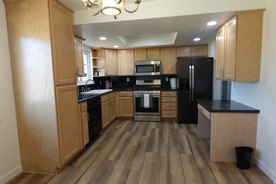 2486 N 690 W, Clearfield, UT 84015 - photo 5