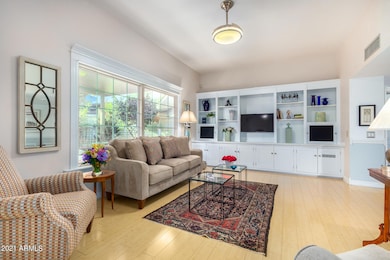 10662 W Hutton Dr, Sun City, AZ 85351 - photo 6