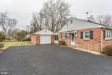 3823 Mode St, Fairfax, VA 22031 - photo 4