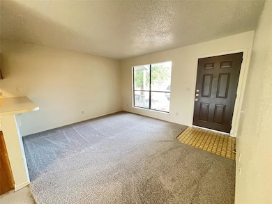 113 Hillside Dr unit B, Elgin, TX 78621 - photo 2