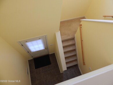 47 Governor Cir, Albany, NY 12208 - photo 4