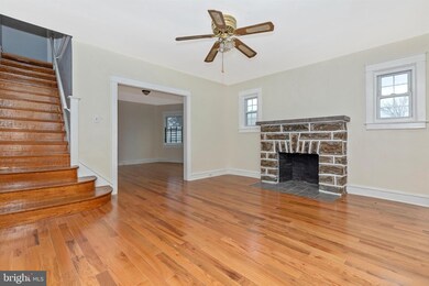 218 Chapman Ave, Lansdowne, PA 19050 - photo 5