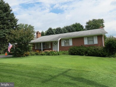 7029 Rock Creek Dr, Frederick, MD 21702 - photo 2