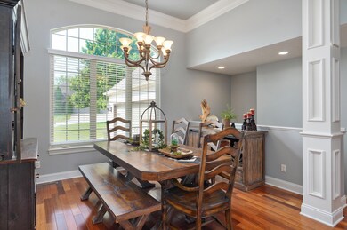 821 E Donegal Cir-1