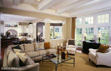 10160 Sycamore Hollow Ln, Germantown, MD 20876 - photo 2