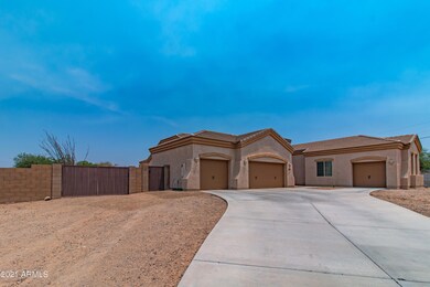 7818 E Coronado Rd (2 of 46)