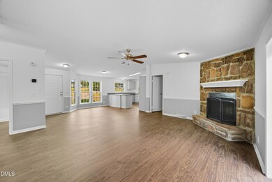 1512 Willow Downs Cir, Willow Spring, NC 27592 - photo 6