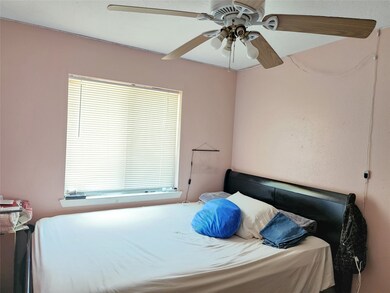 7643 Western Oak Ln, Houston, TX 77040 - photo 4