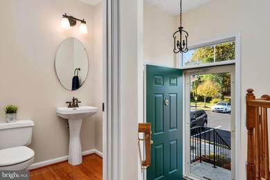 8523 Pine Meadows Dr, Odenton, MD 21113 - photo 5