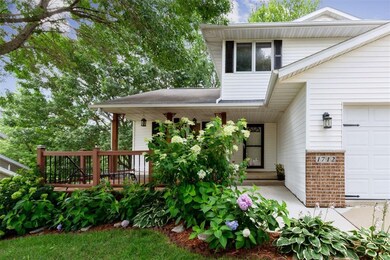 1712 Hamer Dr NW, Cedar Rapids, IA 52405 - photo 3