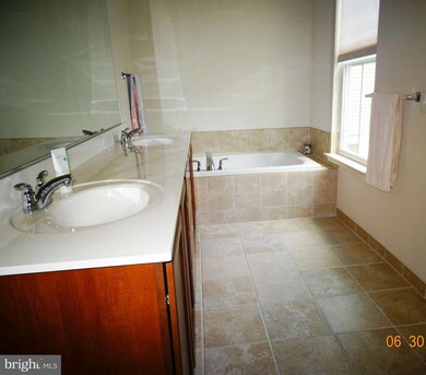 9839 Garden Ranges, Laurel, MD 20723 - photo 7