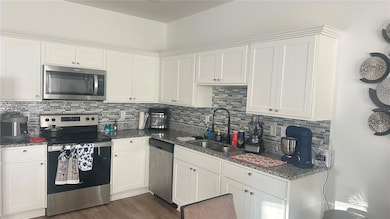 453 Madison Dr, Davenport, FL 33837 - photo 3