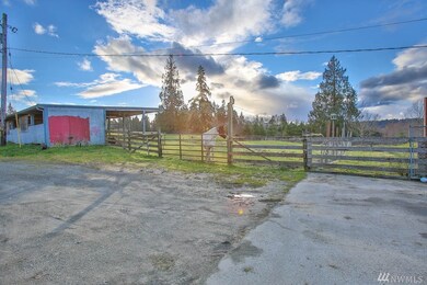 23621 Fisk Rd E, Orting, WA 98360 - photo 7
