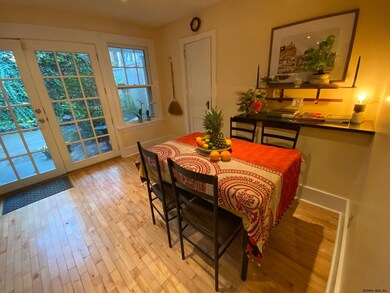 83 Spring St, Albany, NY 12210 - photo 7