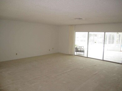 Brookside Way 007