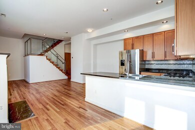 2363 Champlain St NW unit 27, Washington, DC 20009 - photo 6