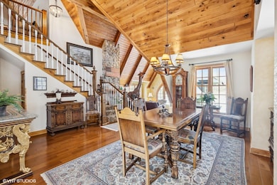 Formal Dining