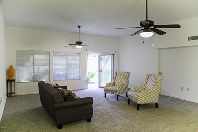 11137 W Cameo Dr, Sun City, AZ 85351 - photo 7