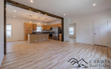 1628 Hayes Ave, Meeteetse, WY 82433 - photo 4