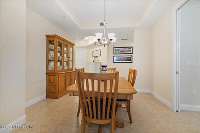 04-Dining Room