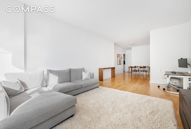 Georgetown Plaza unit 15P, New York, NY 10003 - photo 3